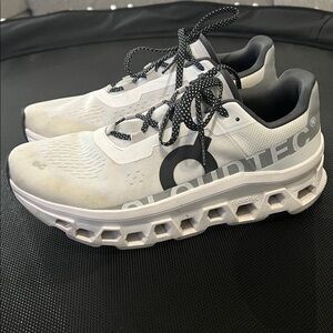 On Running Cloudmonster Women’s Shoes
